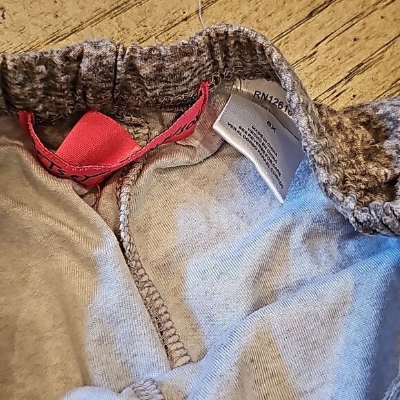 Betsey Johnson gray leggings 6X - Picture 3 of 5